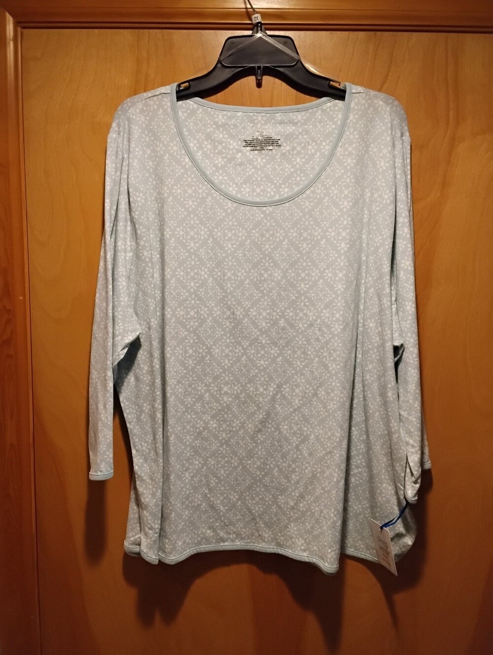 NWT 2X Or  3X  Green & White Geometric Print PJ Top Only  Firm Price